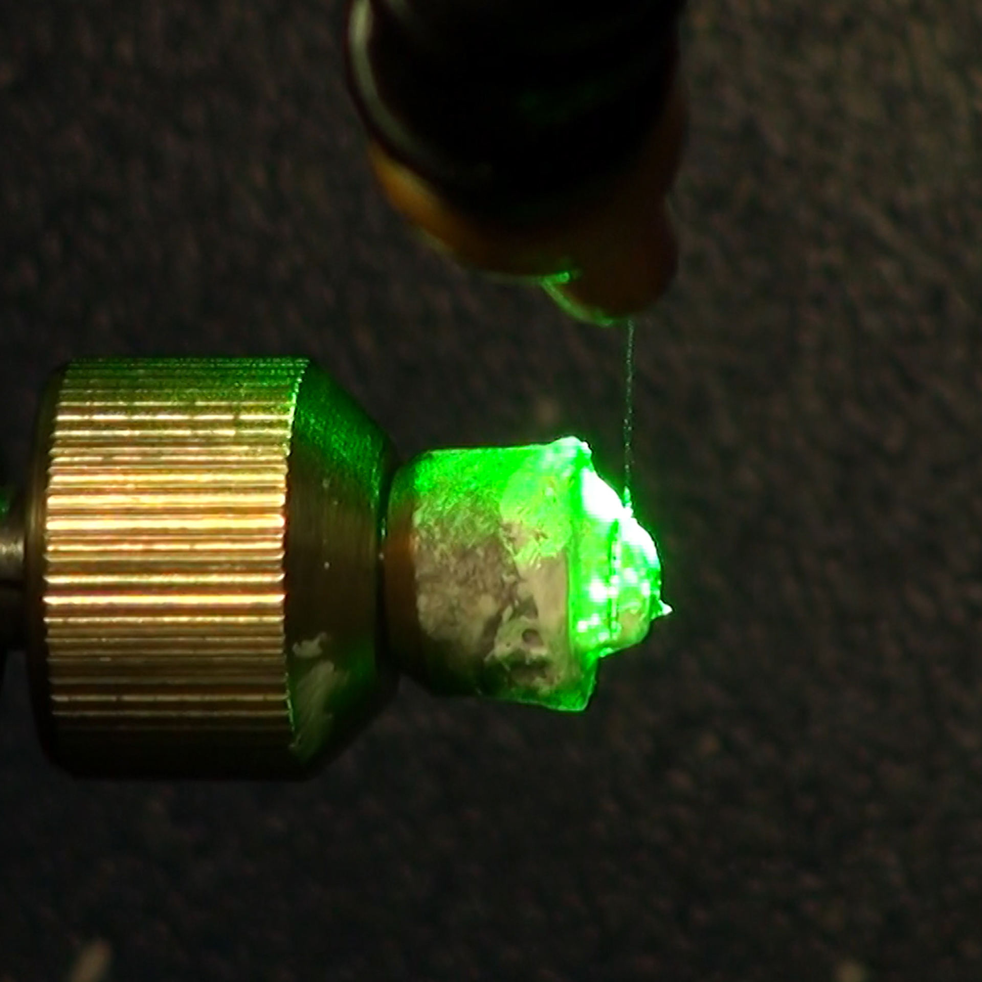 Laser Diamond Cuting M/C